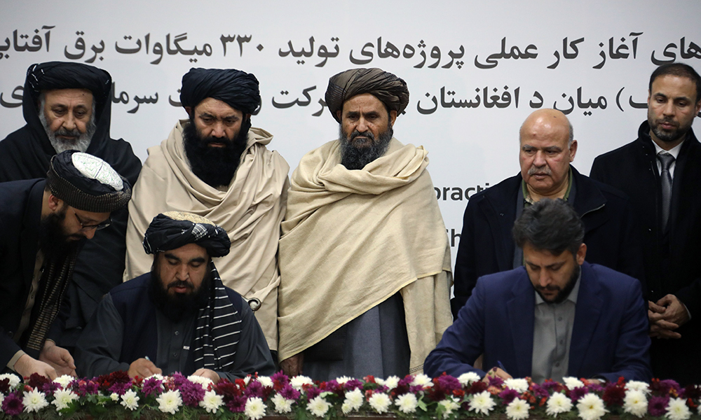 Afghanistan signs 845MW Power deal with Azizi energy; Baradar meets company Chief to advance investment plans